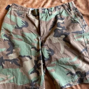 Ralph Lauren Men’s surplus camo shorts